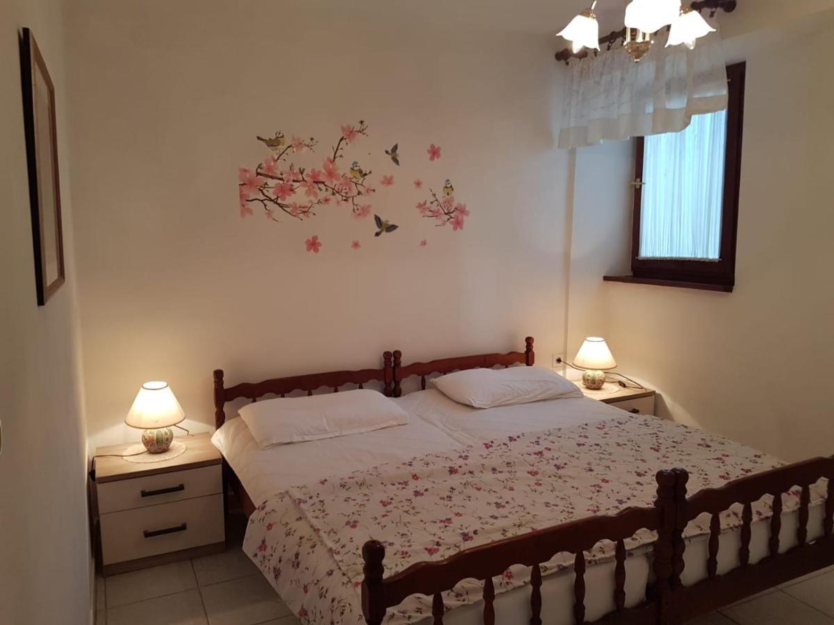 Miholascica Apartments Mary מראה חיצוני תמונה