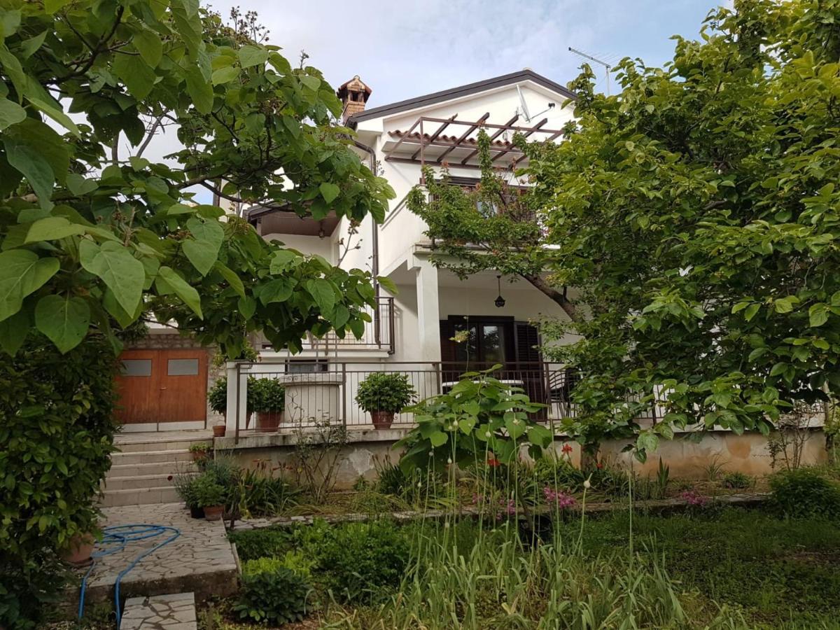 Miholascica Apartments Mary מראה חיצוני תמונה